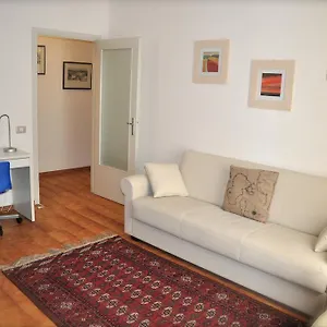 Appartement Parmense