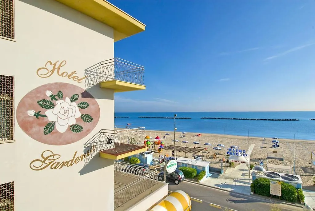 Hotel Gardenia بيلاريا-إيجيا مارينا