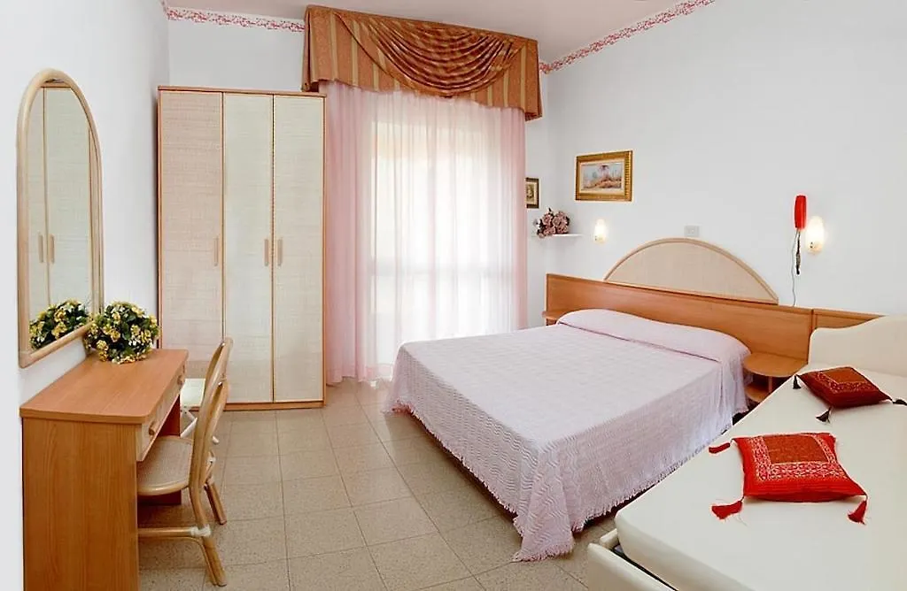 Hotel Gardenia بيلاريا-إيجيا مارينا إيطاليا