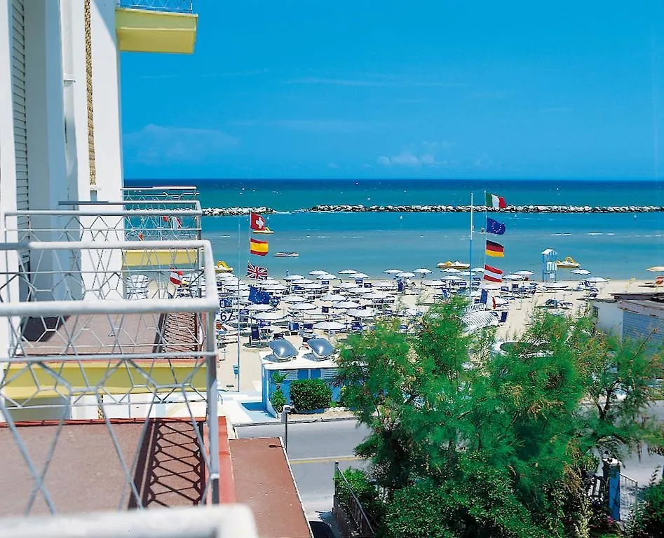 Hotel Gardenia بيلاريا-إيجيا مارينا