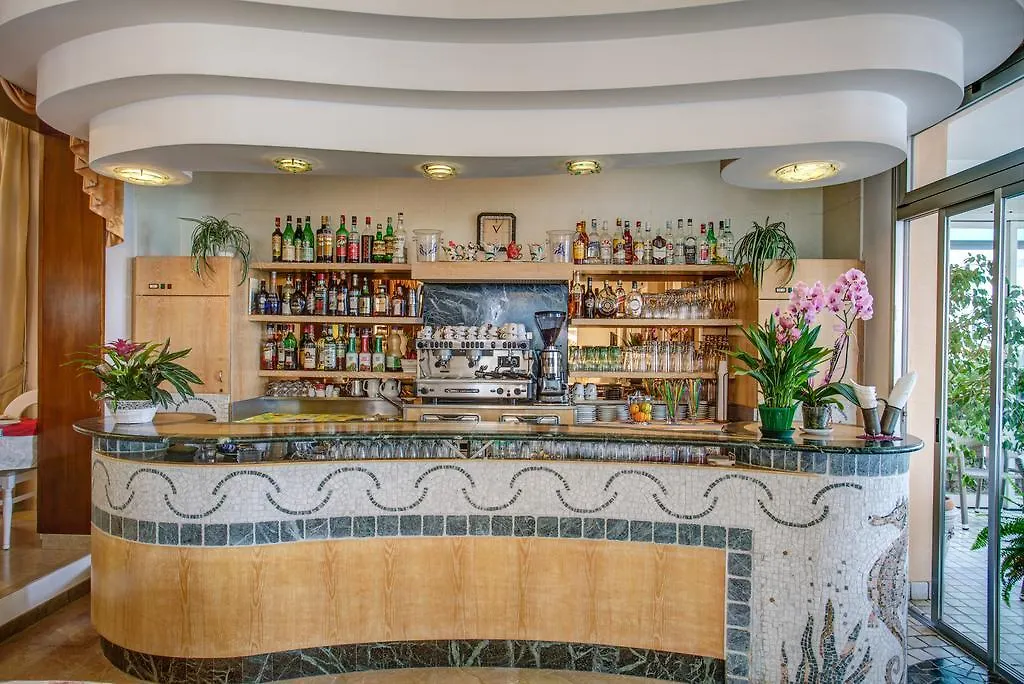 Hotel Gardenia بيلاريا-إيجيا مارينا 3*,  إيطاليا