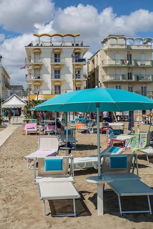 Hotel Gardenia بيلاريا-إيجيا مارينا